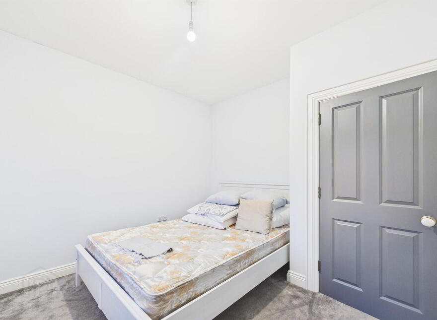 15 Breton Court, Lisburn, BT28 3ZG