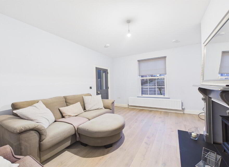 15 Breton Court, Lisburn, BT28 3ZG