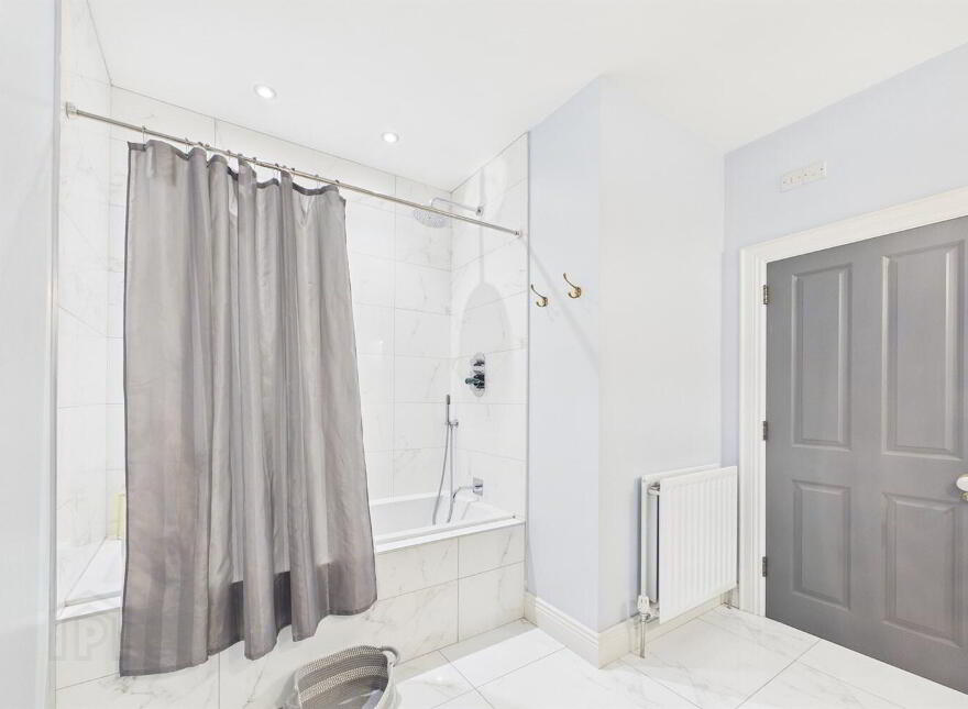 15 Breton Court, Lisburn, BT28 3ZG