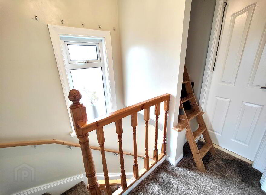 25 Lyndhurst Gardens, Belfast, BT13 3PH