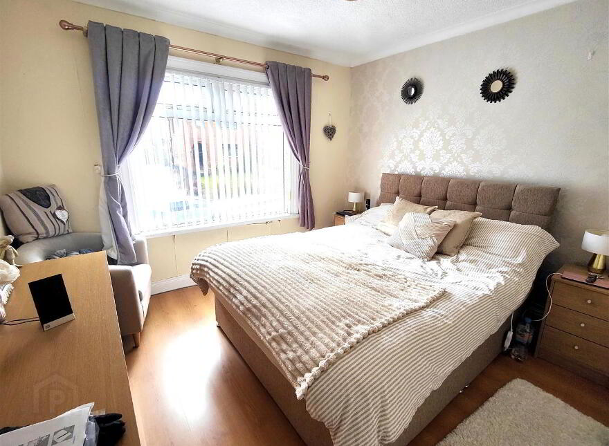 25 Lyndhurst Gardens, Belfast, BT13 3PH