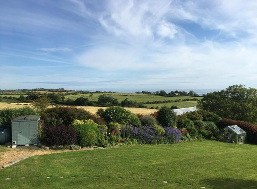 Vine Cottage, 329 Middle Road, Islandmagee, BT40 3TG