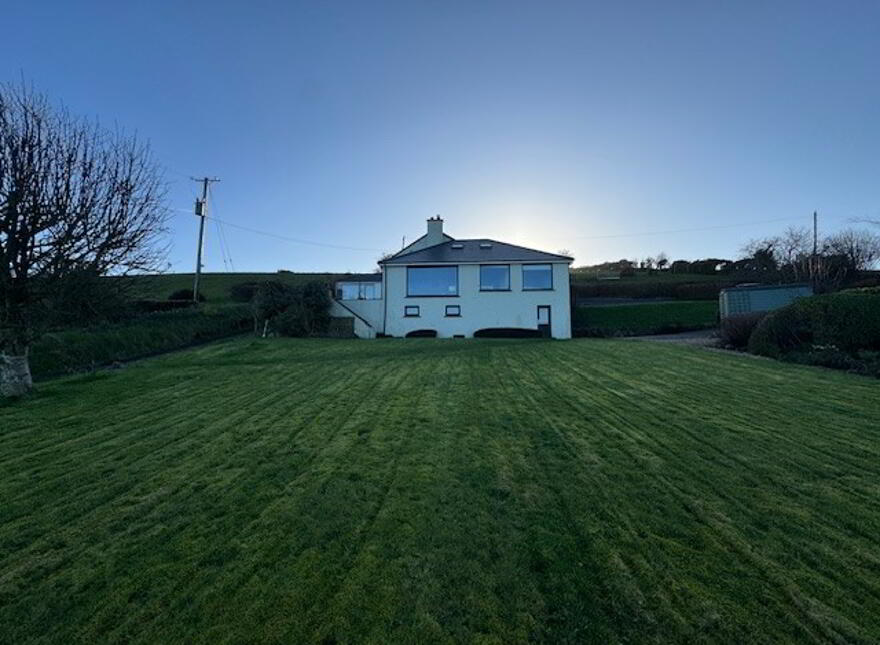 Vine Cottage, 329 Middle Road, Islandmagee, BT40 3TG