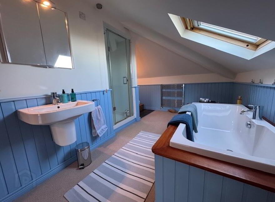Vine Cottage, 329 Middle Road, Islandmagee, BT40 3TG