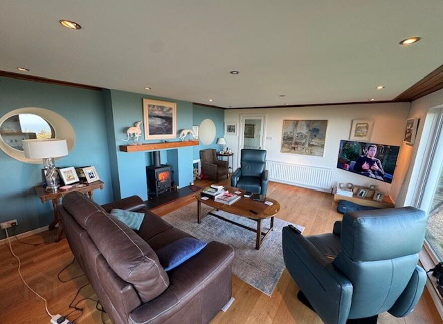 Vine Cottage, 329 Middle Road, Islandmagee, BT40 3TG