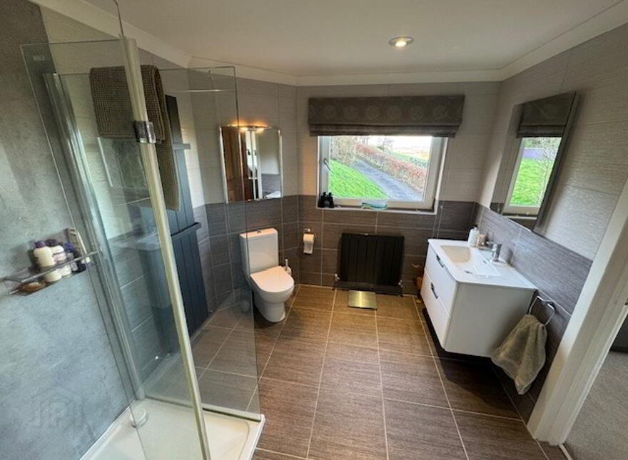 Vine Cottage, 329 Middle Road, Islandmagee, BT40 3TG
