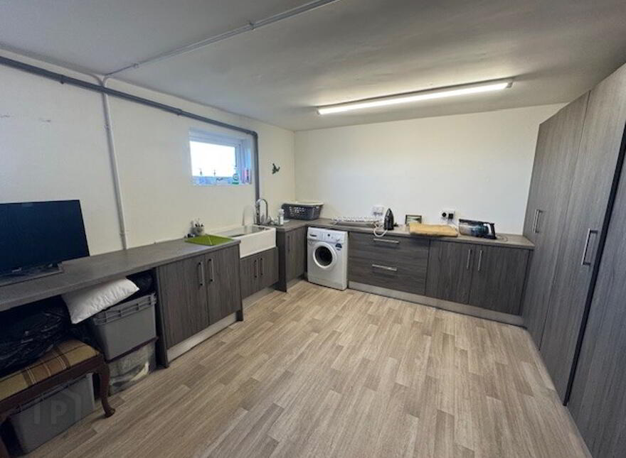 Vine Cottage, 329 Middle Road, Islandmagee, BT40 3TG