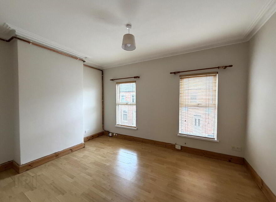 21 Ravenscroft Street, Belfast, BT5 5BE