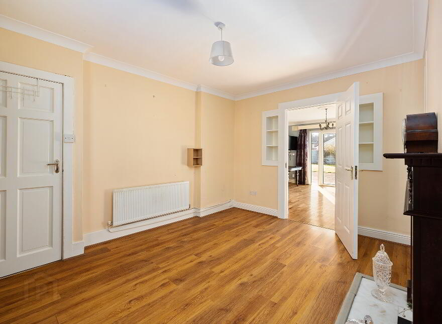 53 Dodsborough Cottages, Lucan, Dublin, K78HP68