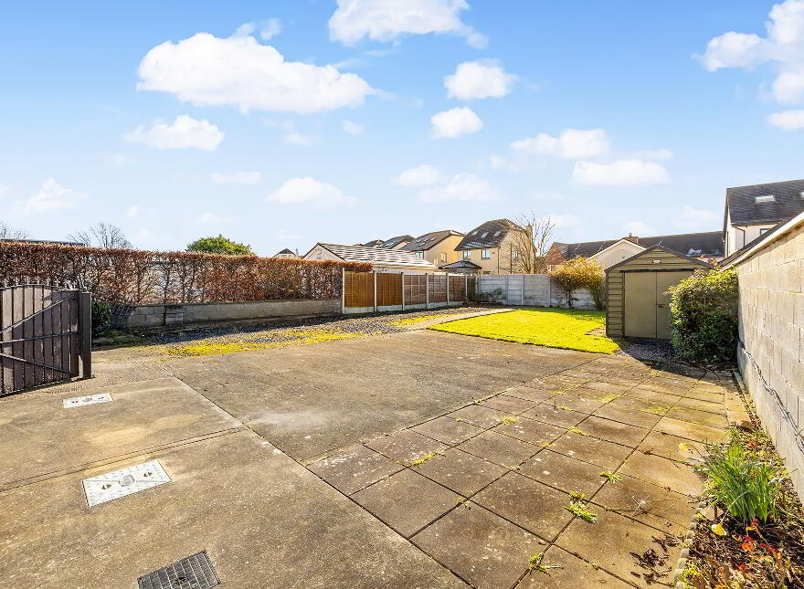 53 Dodsborough Cottages, Lucan, Dublin, K78HP68
