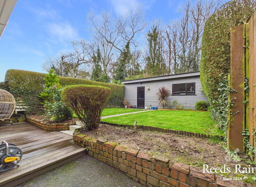 18 Breda Drive, Belfast, BT8 6JU