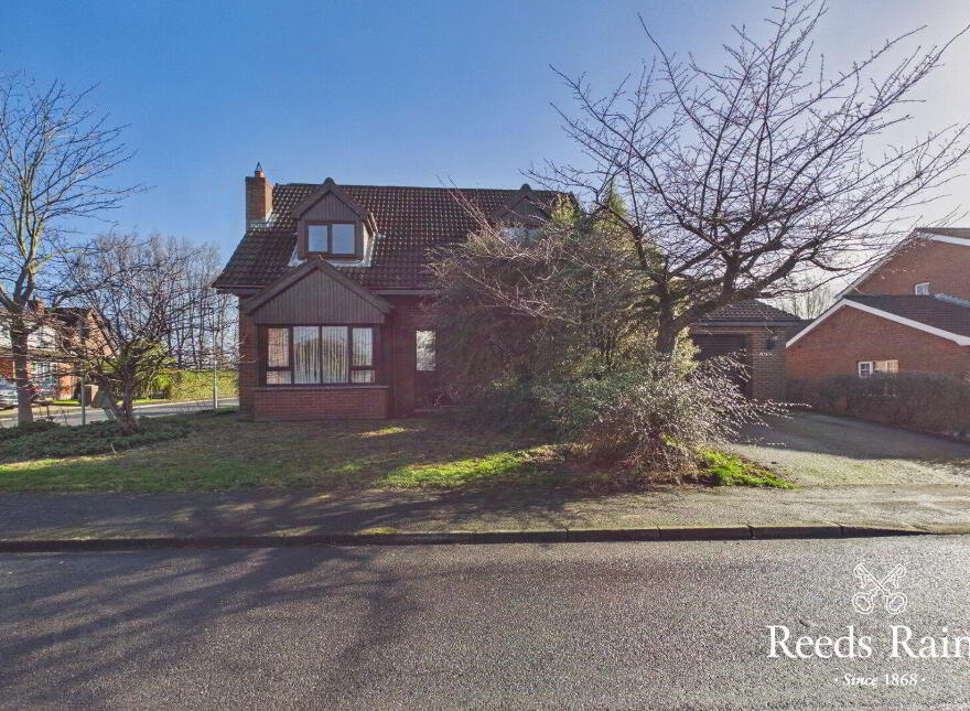 64 Craigs Road, Carrickfergus, BT38 9RL