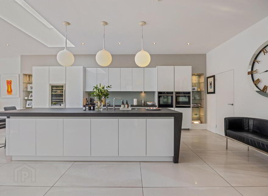 33 Adelaide Park, Malone, Belfast, BT9 6FY