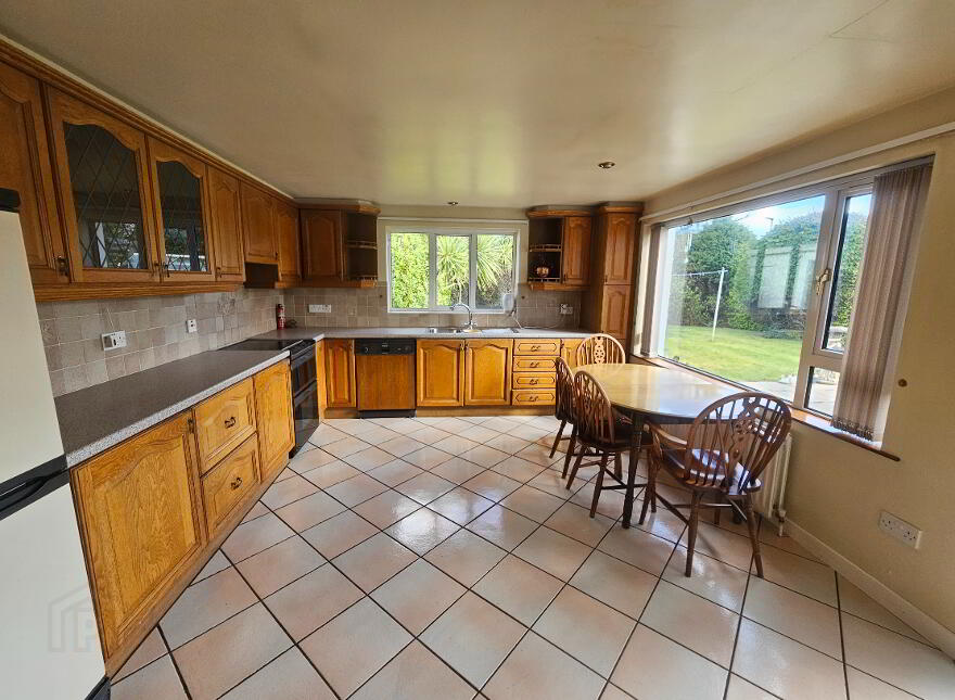 49 Manse Road, Kilkeel, BT34 4BN