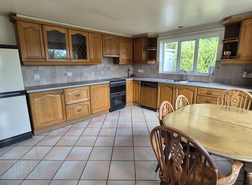 49 Manse Road, Kilkeel, BT34 4BN