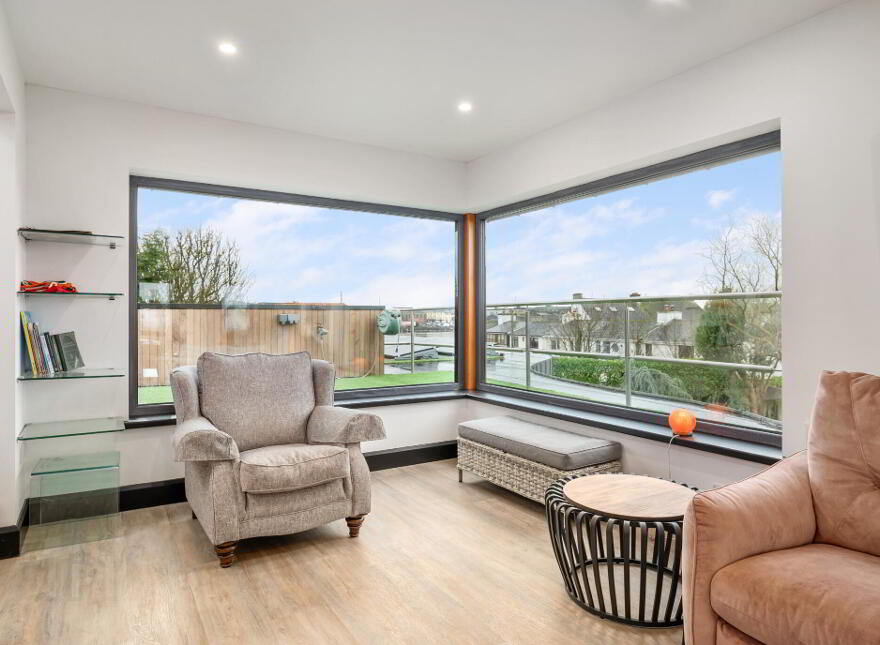 Brettfield House, Sarsfield St, Abbeyside, Dungarvan, X35Y661