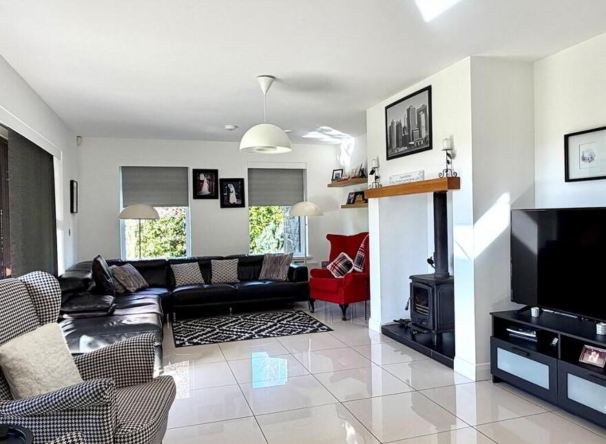 58 Tamnaghmore Road, Tandragee, BT62 2LS