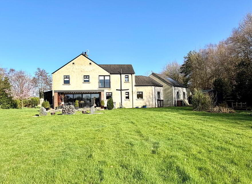 58 Tamnaghmore Road, Tandragee, BT62 2LS