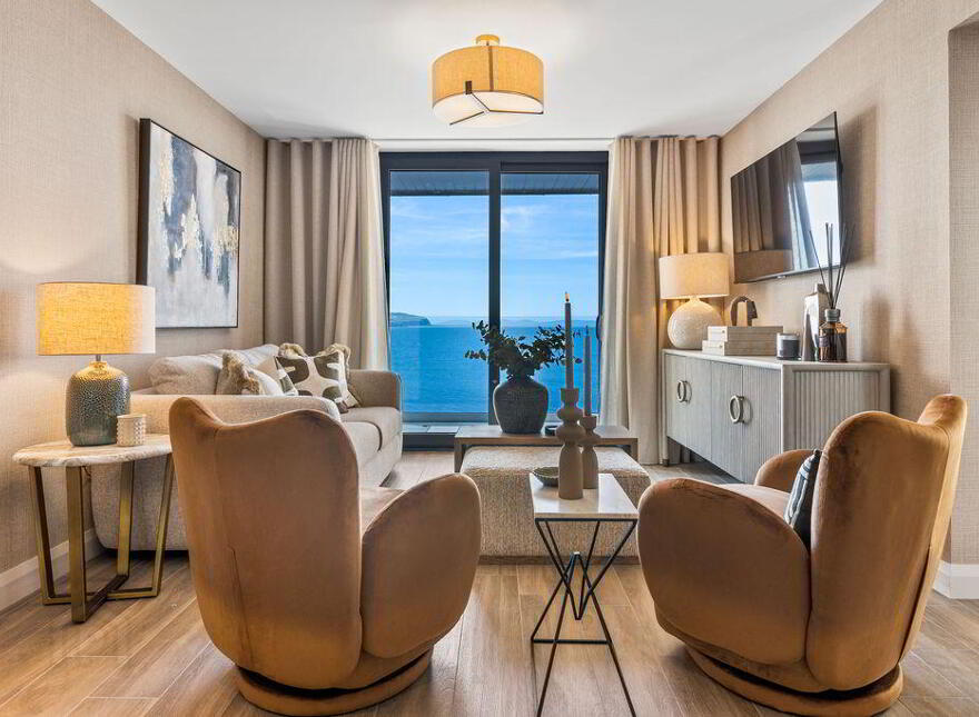 Apt 5, 13 Six West, 17 The Promenade, Portstewart, BT55 7AH