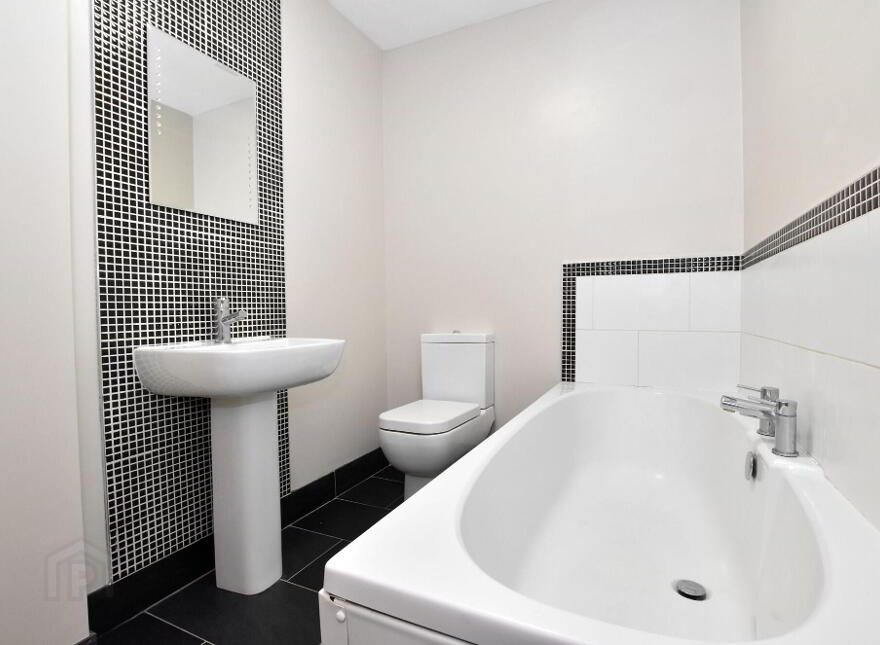 10 Village Court, Moira, BT67 0GW