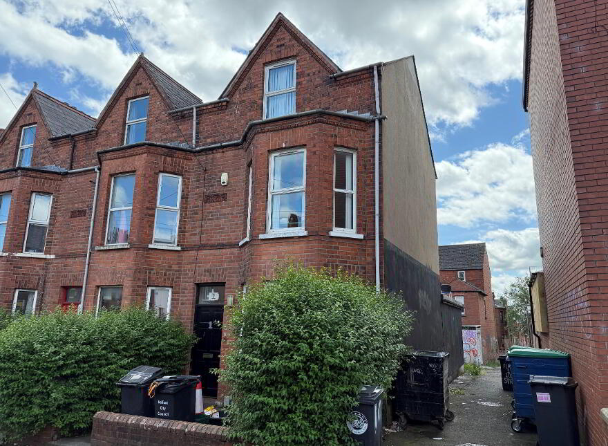 1 Sandhurst Drive, Belfast, BT9 5AY