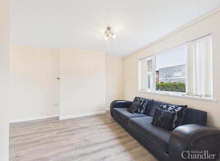 24 Killagan Bend, Belfast, BT6 0DU
