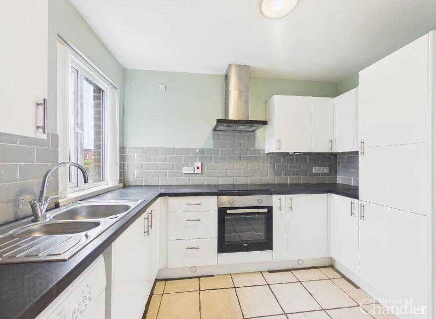 24 Killagan Bend, Belfast, BT6 0DU