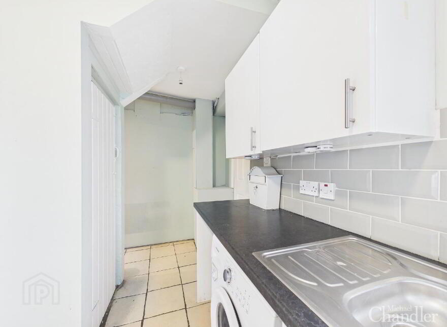 24 Killagan Bend, Belfast, BT6 0DU