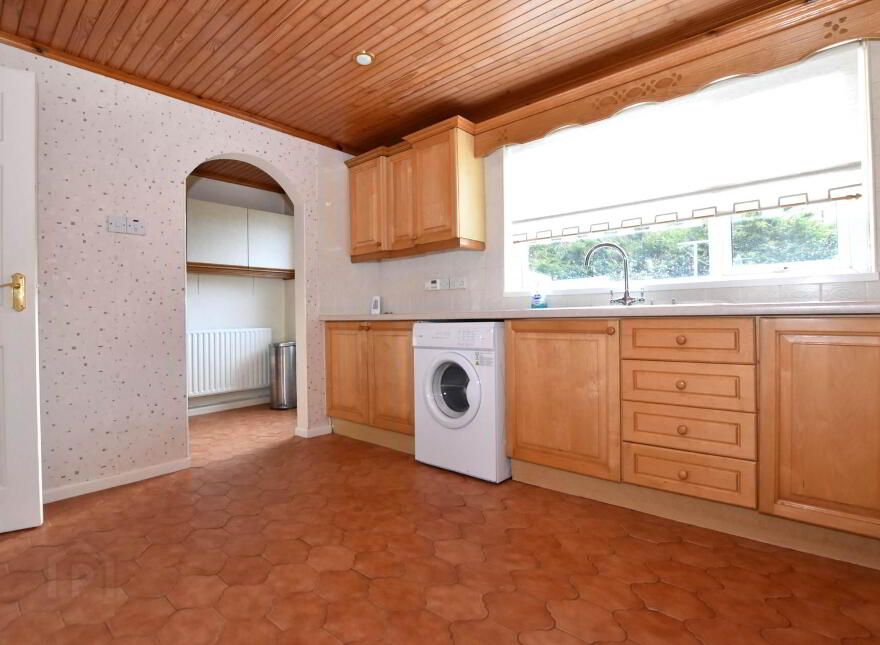 14 Park Avenue, Ballywalter, Newtownards, BT22 2NR