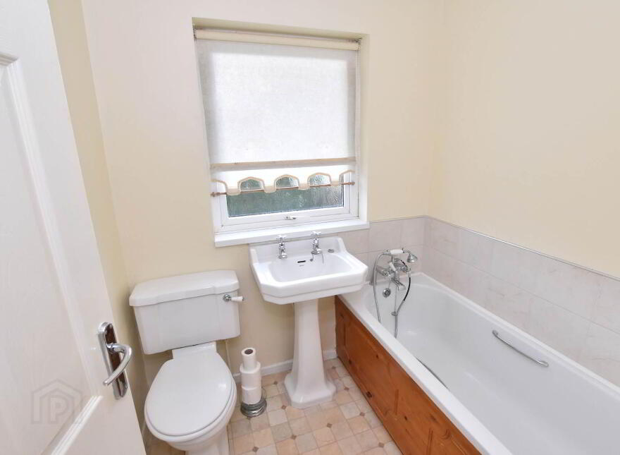 14 Park Avenue, Ballywalter, Newtownards, BT22 2NR