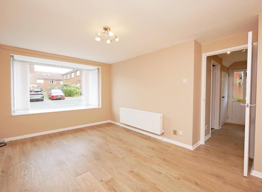 25a Carnbrae Park, Newton Park, Belfast, BT8 6TP