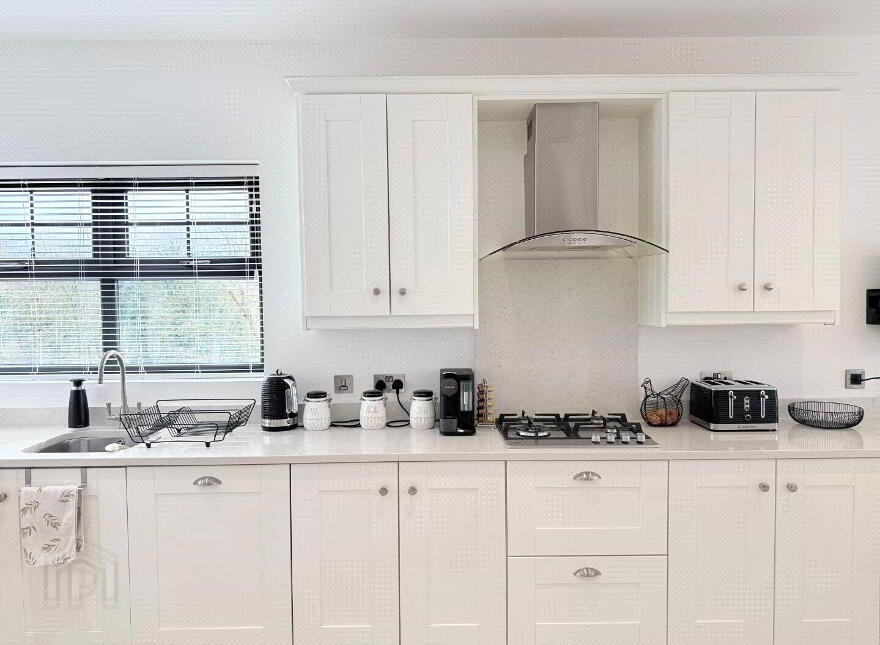 15 Boviel Road, Dungiven, BT47 4RY