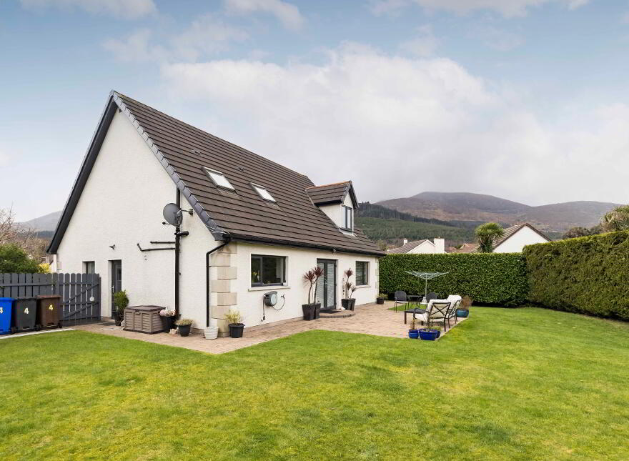 4 Rowley Close, Bryansford Road, Newcastle, BT33 0UE