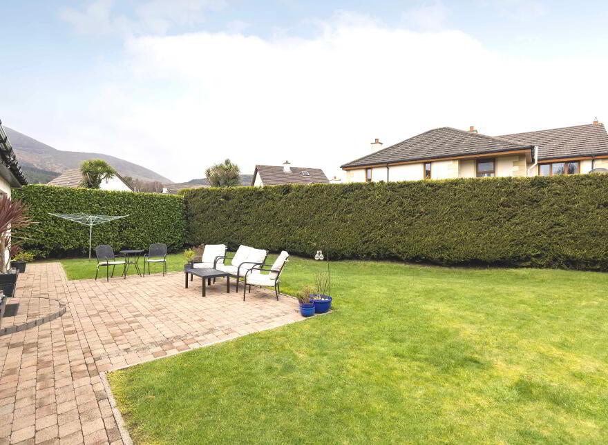 4 Rowley Close, Bryansford Road, Newcastle, BT33 0UE
