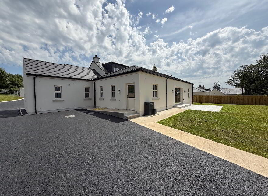 122 Plantation Road, Portadown, BT63 5NN