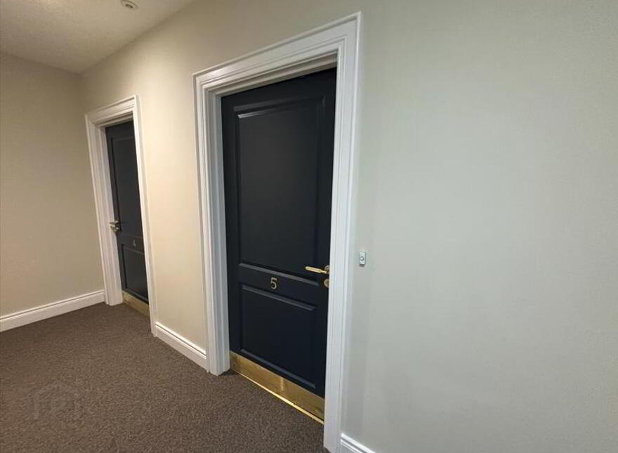 Apt 5, 5 Lower Crescent, Botanic, Belfast, BT7 1NR