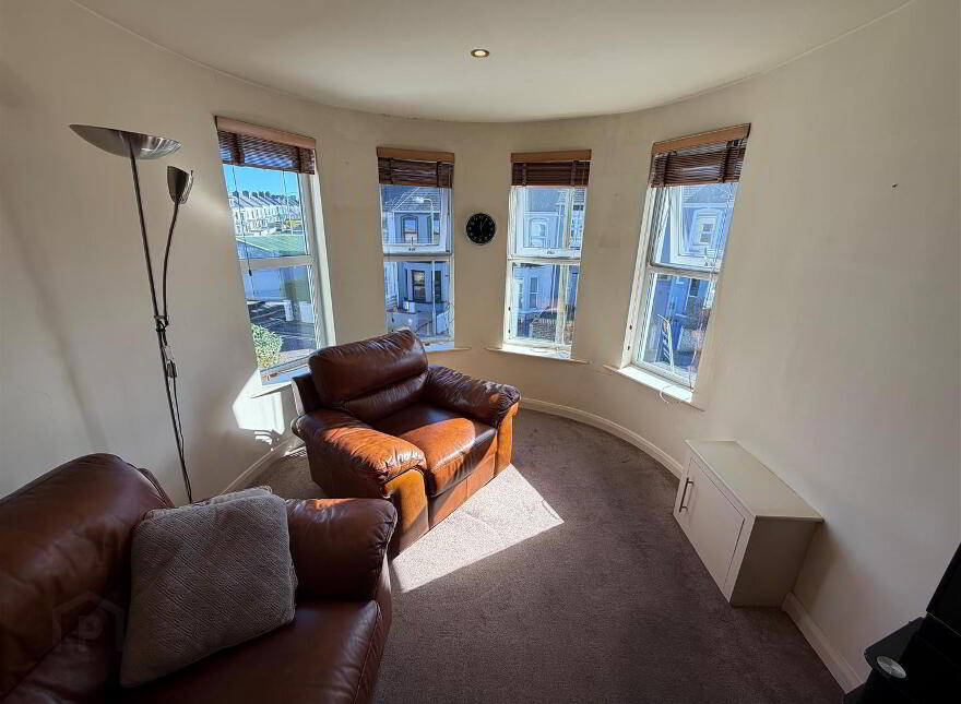 6 Lesley Plateau, Bangor, BT20 5FG