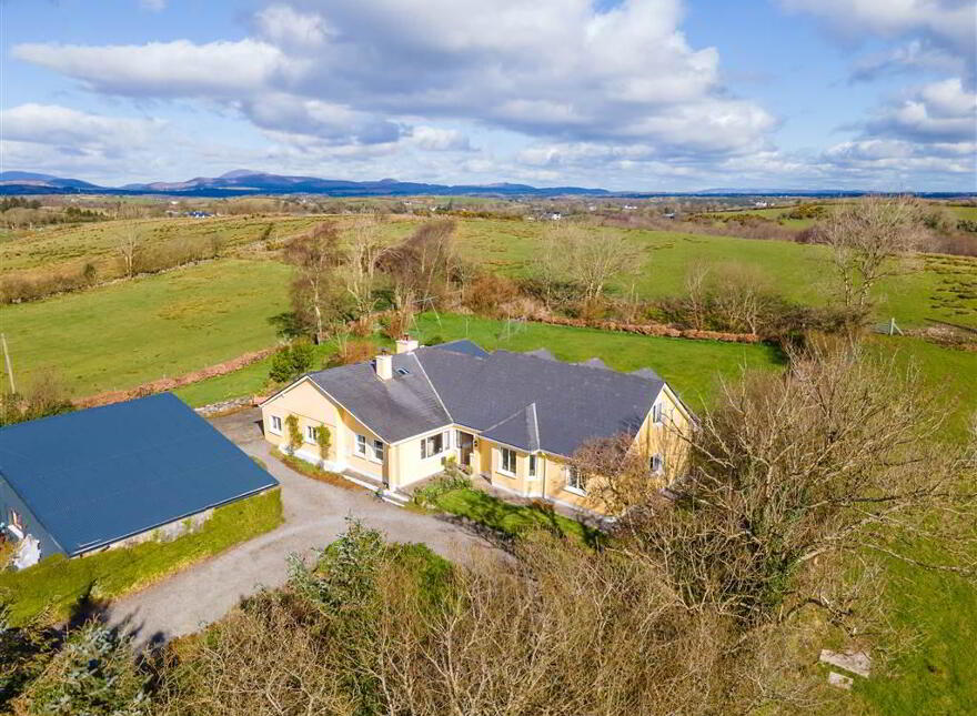 Cashel, Ayle, Westport, F28CH72