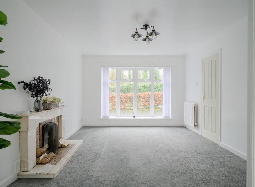 9 Rathgael Road, Bangor, BT19 1RW