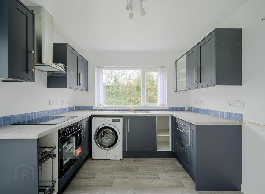 9 Rathgael Road, Bangor, BT19 1RW