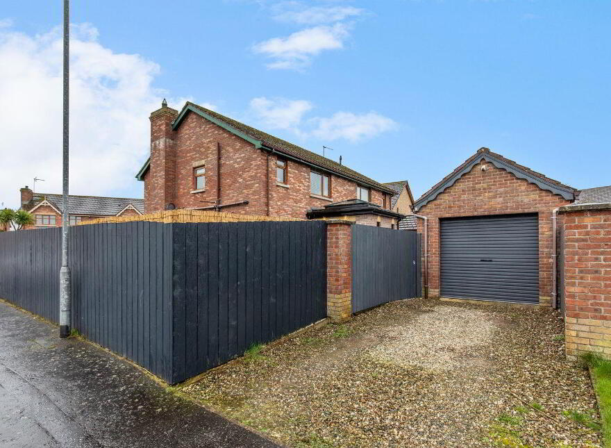 29 Stonebridge Green, Conlig, Newtownards, BT23 7QZ