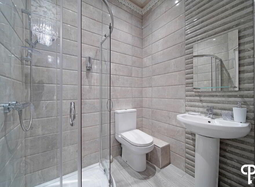 24 Marlborough Street, Derry, BT48 9AY