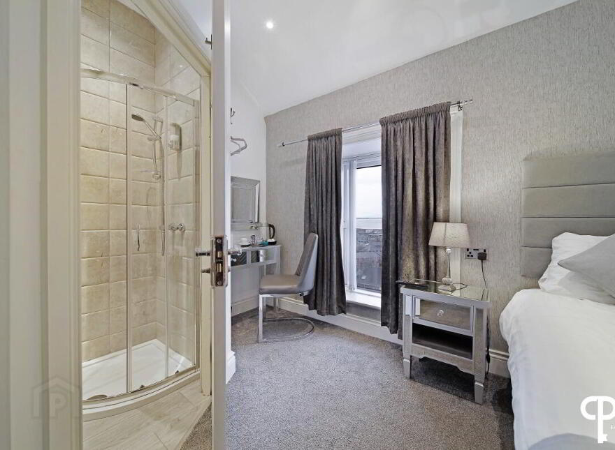 24 Marlborough Street, Derry, BT48 9AY
