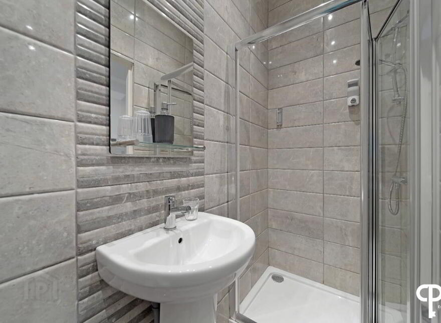 24 Marlborough Street, Derry, BT48 9AY