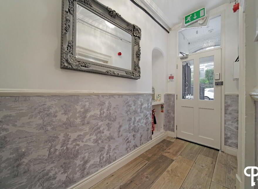 24 Marlborough Street, Derry, BT48 9AY