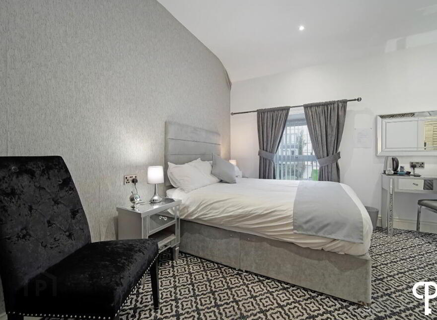 24 Marlborough Street, Derry, BT48 9AY