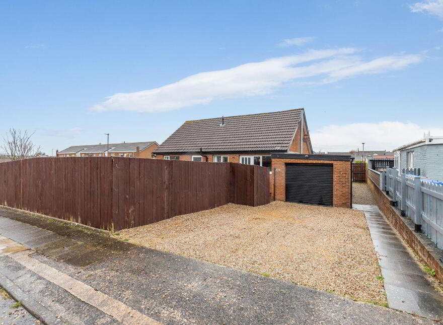 242 Donaghadee Road, Bangor, BT19 6NH