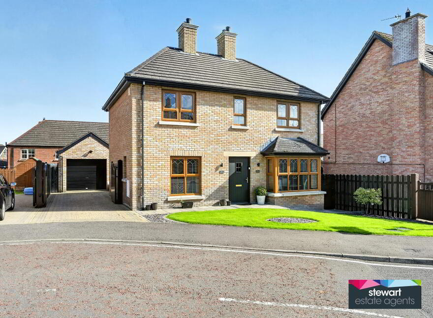 4 Wellington Park Drive, Maghaberry, BT67 0UP