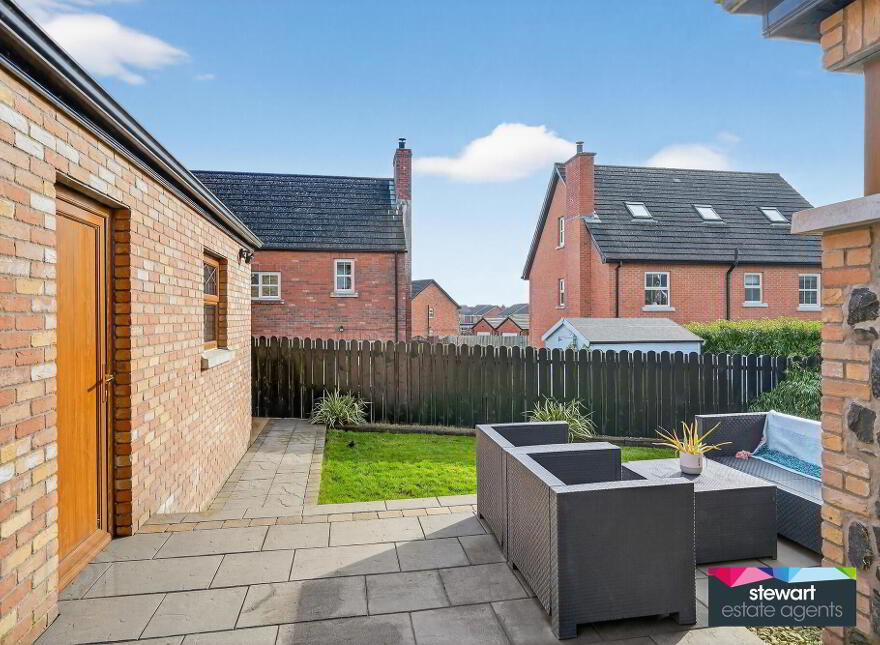 4 Wellington Park Drive, Maghaberry, BT67 0UP