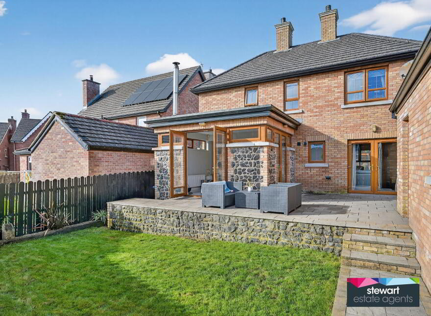 4 Wellington Park Drive, Maghaberry, BT67 0UP